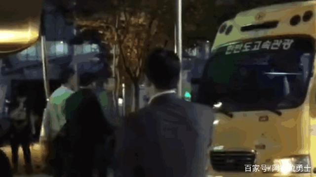 dnf公益服普雷只看力量？剑魂6万物攻面板，站街因3100力量没人要300