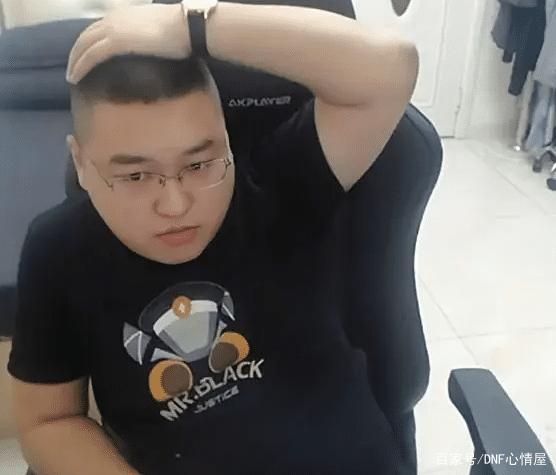 地下城私服剑魂增幅11完美艾肯传说，如今单人鸟背BOSS连面都见不到779